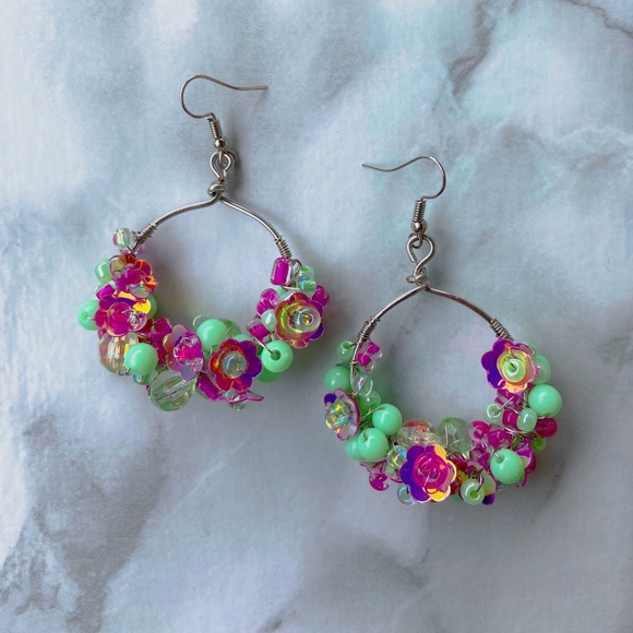 Stunning handmade earrings - Picture 3 of 4